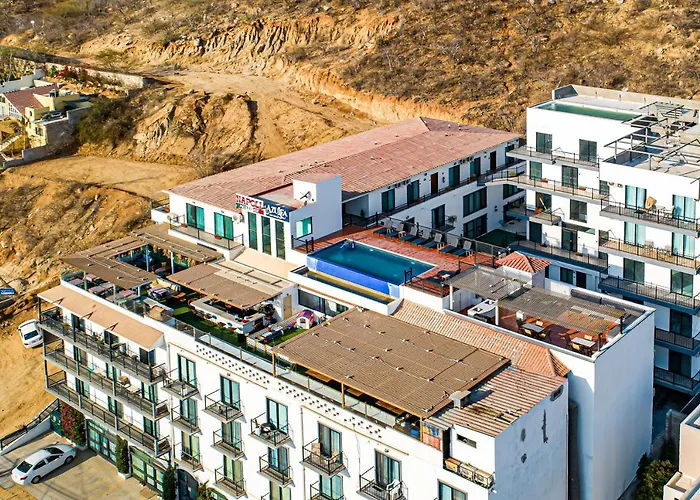 Morgan Residences 607b *